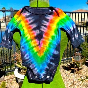 Carter’s Onesie 3M ❗️Custom Tie Dye❗️🌈